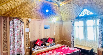 Houseboat Newworld and transportation Room Type - Bedroom 3