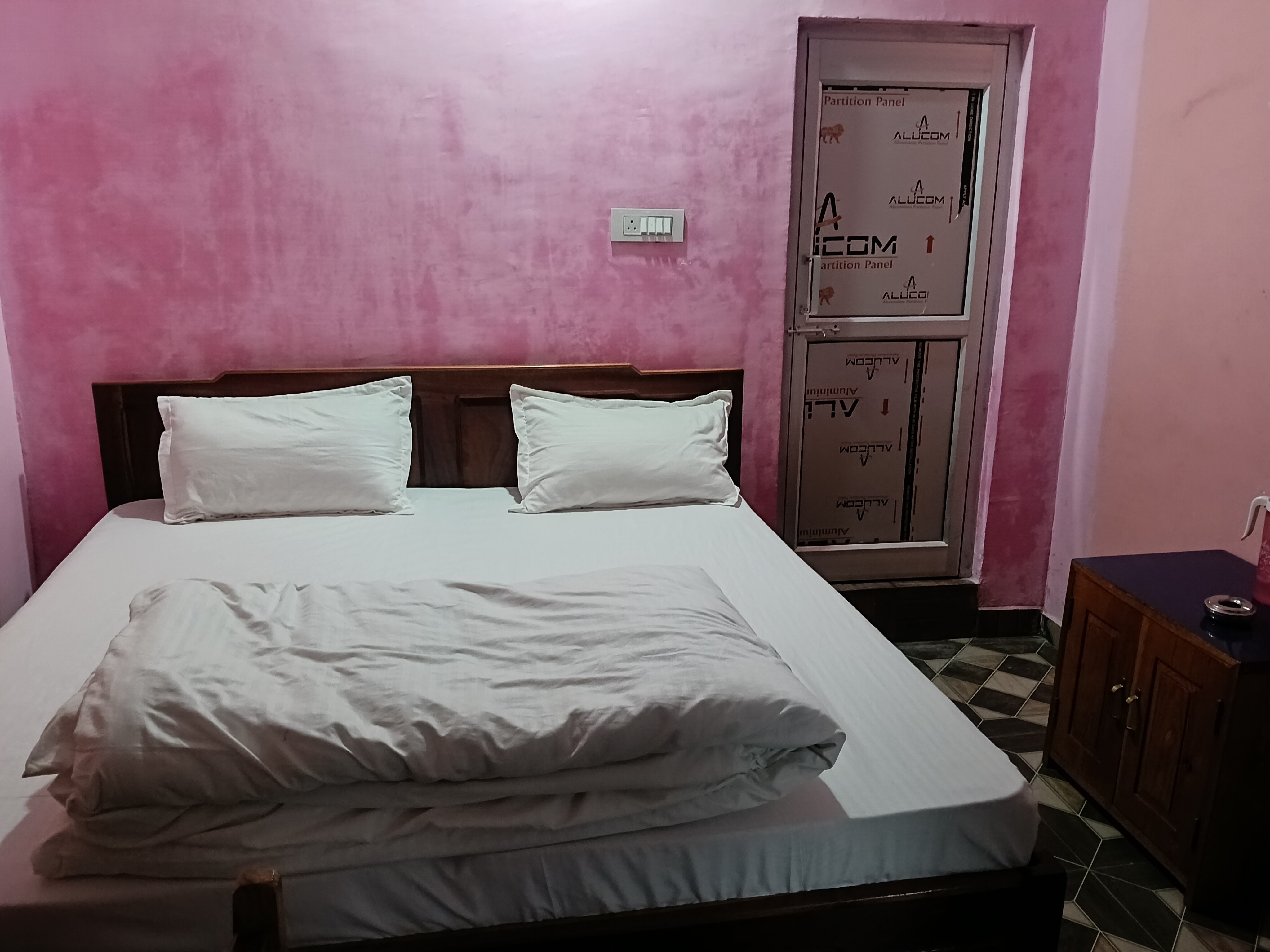Jai shree jageswar home stay - Tap to explore photos