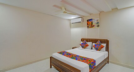 Via Silver Suites Room Type - Deluxe Room