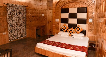 Hotel Lal Kothi Room Type - Cottage Delux Room