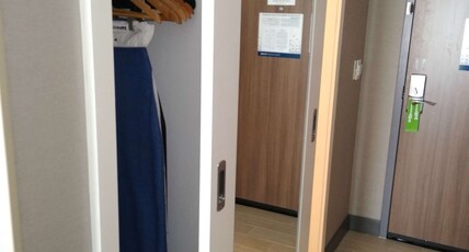 Hampton Inn Paramus, NJ Room Type - 1 KING W WHRLPL NONSMOKE