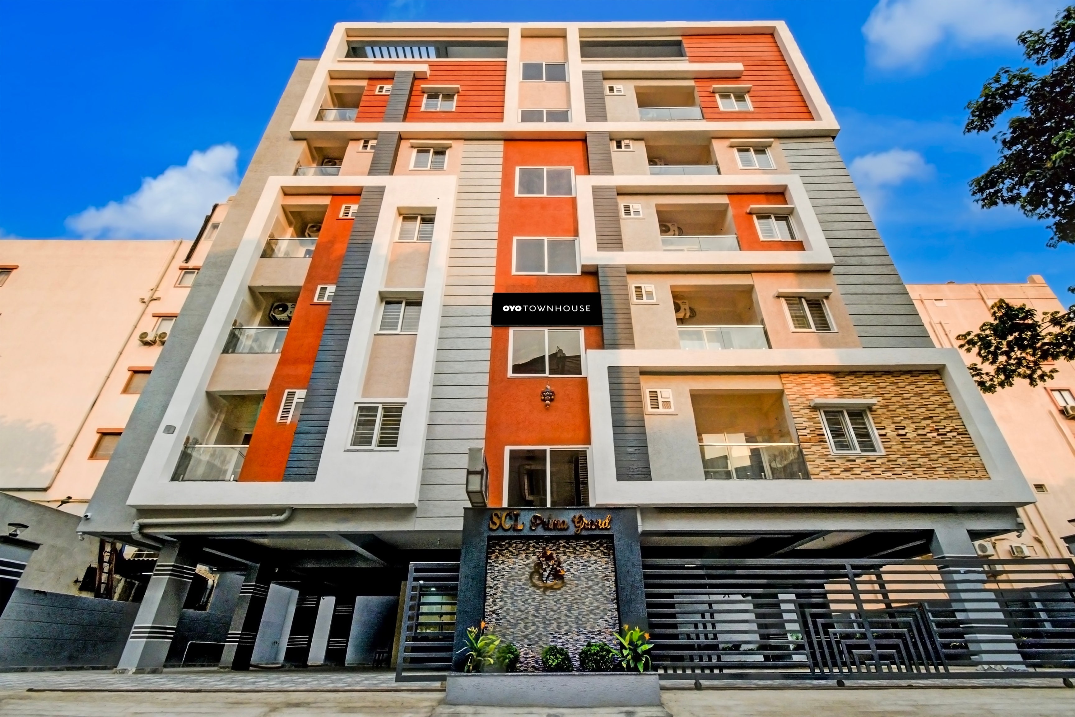 Super Townhouse Nallagandla Nest - Tap to explore photos