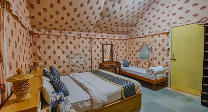 Jaisalmer Dekho Desert Camp Room Type - Maharaja Tent