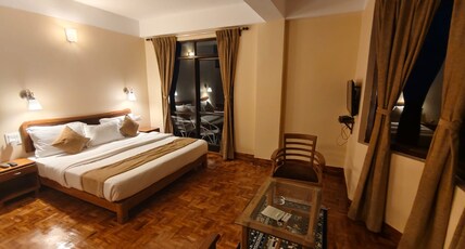 Pine Haven Resorts Room Type - Deluxe Mountain View with Balcony