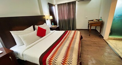 Hotel The Orion Express Room Type - Deluxe Room