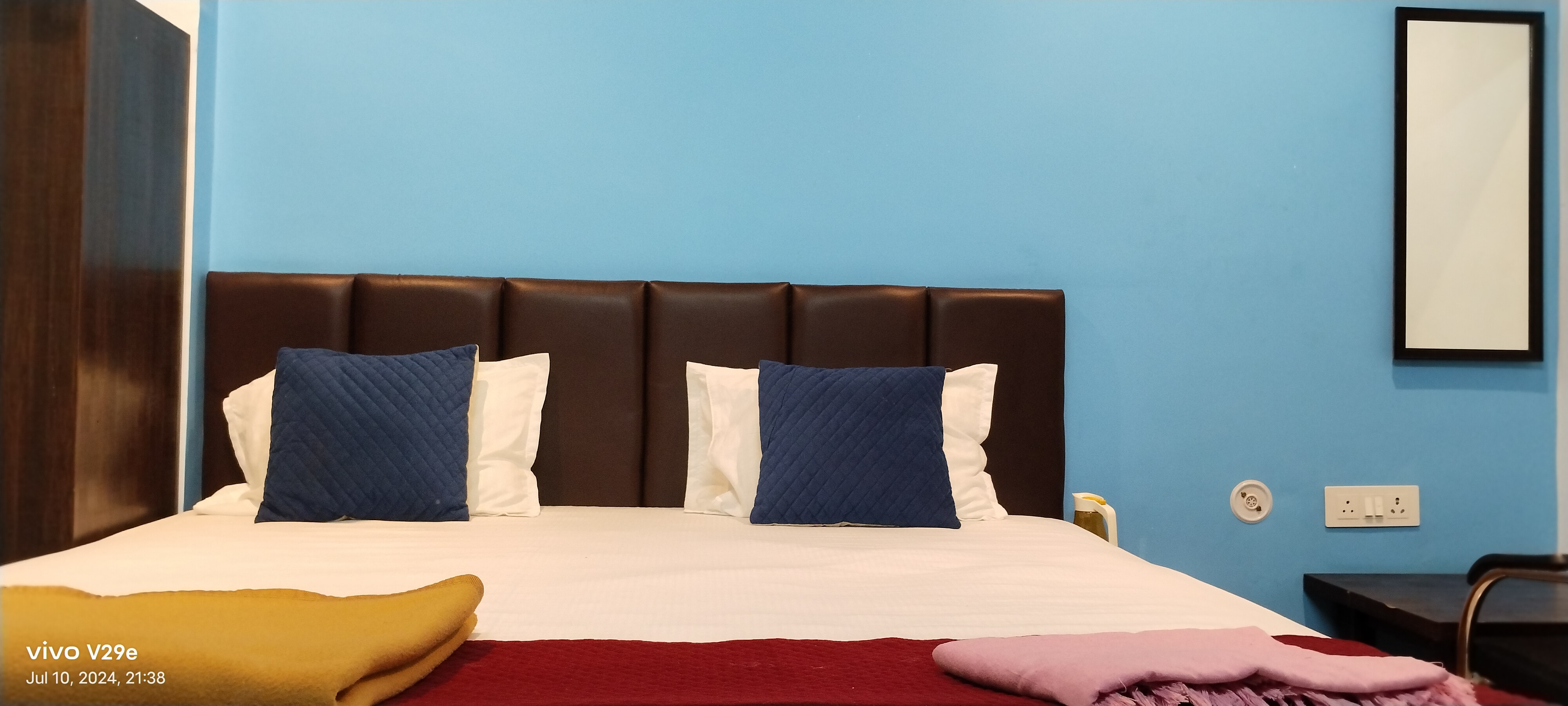 Hotel Ayodhya Paying Guest, Ayodhya - Tap to explore photos