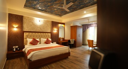 Captains Crown Hotels & Resorts Room Type - Crown Suite