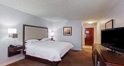Hampton Inn Oklahoma City Northwest Room Type - 1KNG MOB HEAR ACC W TUB NS