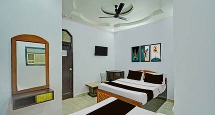Hotel O Paharganj New Delhi Railway Station Formerly Sweet Dream inn Room Type - Classic Hotel O Paharganj New Delhi Railway Station Formerly Sweet Dream inn Room Type - Classic