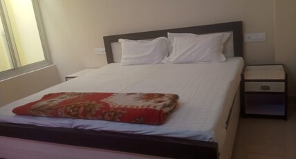 Hotel Amar Palace Jaipur Room Type - Deluxe Room