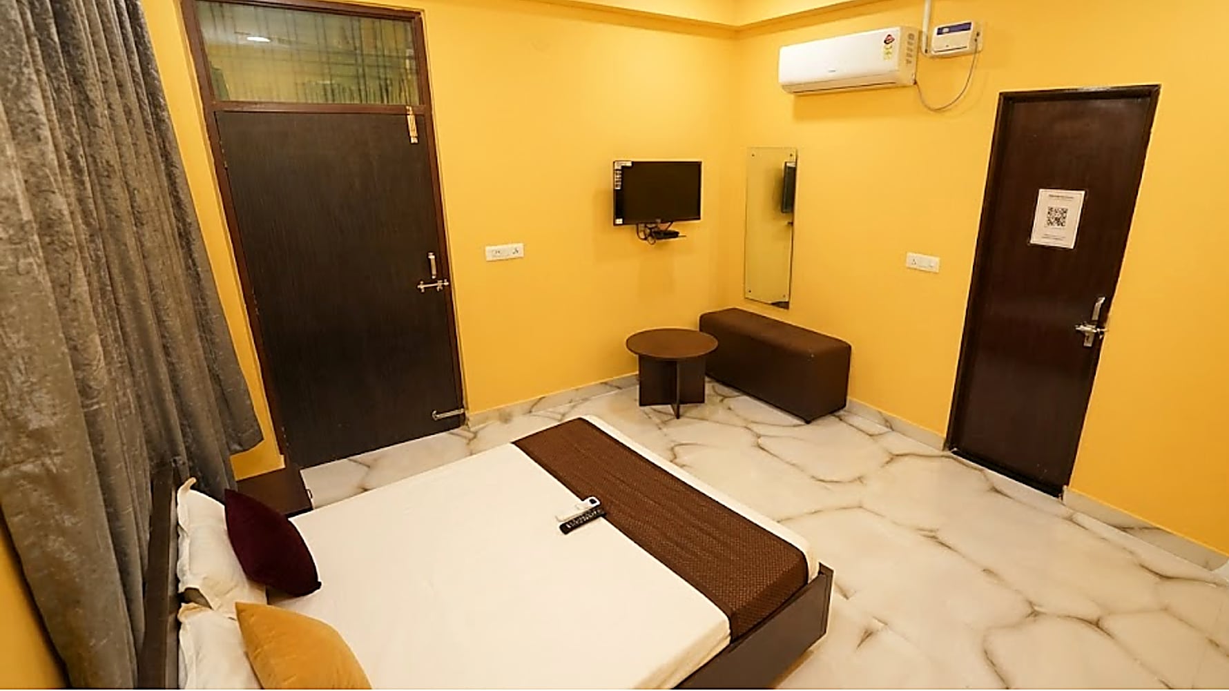 The Elite Inn Lucknow - Tap to explore photos