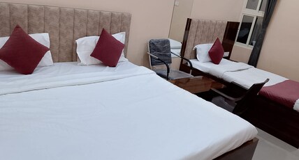 HOTEL SHREE VINAYAK PALACE Room Type - EXECUTIVE ROOMS