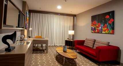 DoubleTree by Hilton Ankara Incek Room Type - KING ONE BEDROOM SUITE