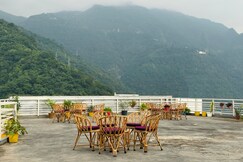 Bunk Hostel Rishikesh | Rooms & Dorms