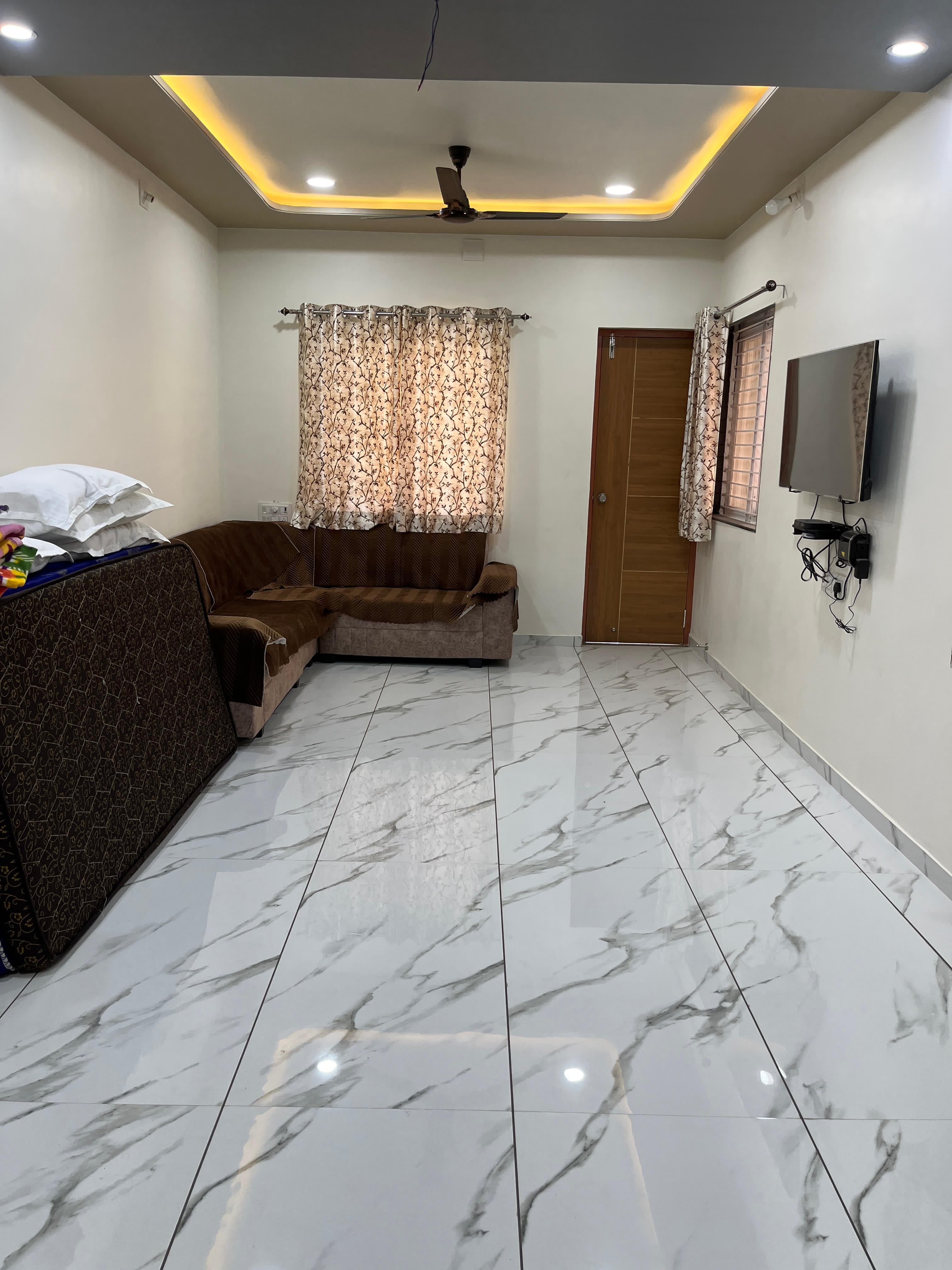 Shree Vinayak Home Stay - Tap to explore photos