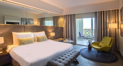 Radisson Blu Resort, Al Khobar Half Moon Bay Room Type - Superior Room - Pool View amp; Balcony