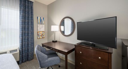 Hampton Inn & Suites by Hilton Phoenix North/Happy Valley Room Type - 2 QUEEN BEDS NONSMOKING