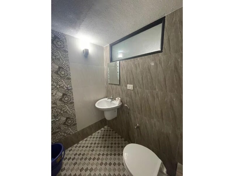 Summer House Dsilva Pvt room bathroom. - Tap to explore photos