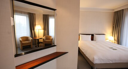 Rahat Palace Hotel Room Type - King Deluxe
