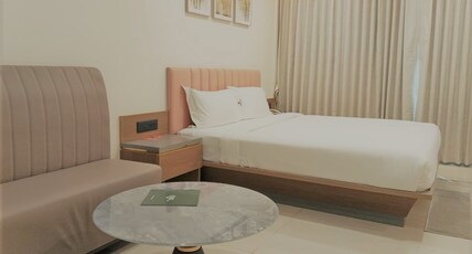 Hotel Serenova Room Type - Premium Room