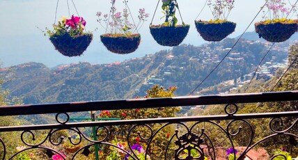 La Villa Bethany Landour Room Type - Bedell suite