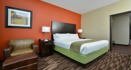 Holiday Inn Express Hotel & Suites Alva Room Type - 1 King 1 Bedroom Suite