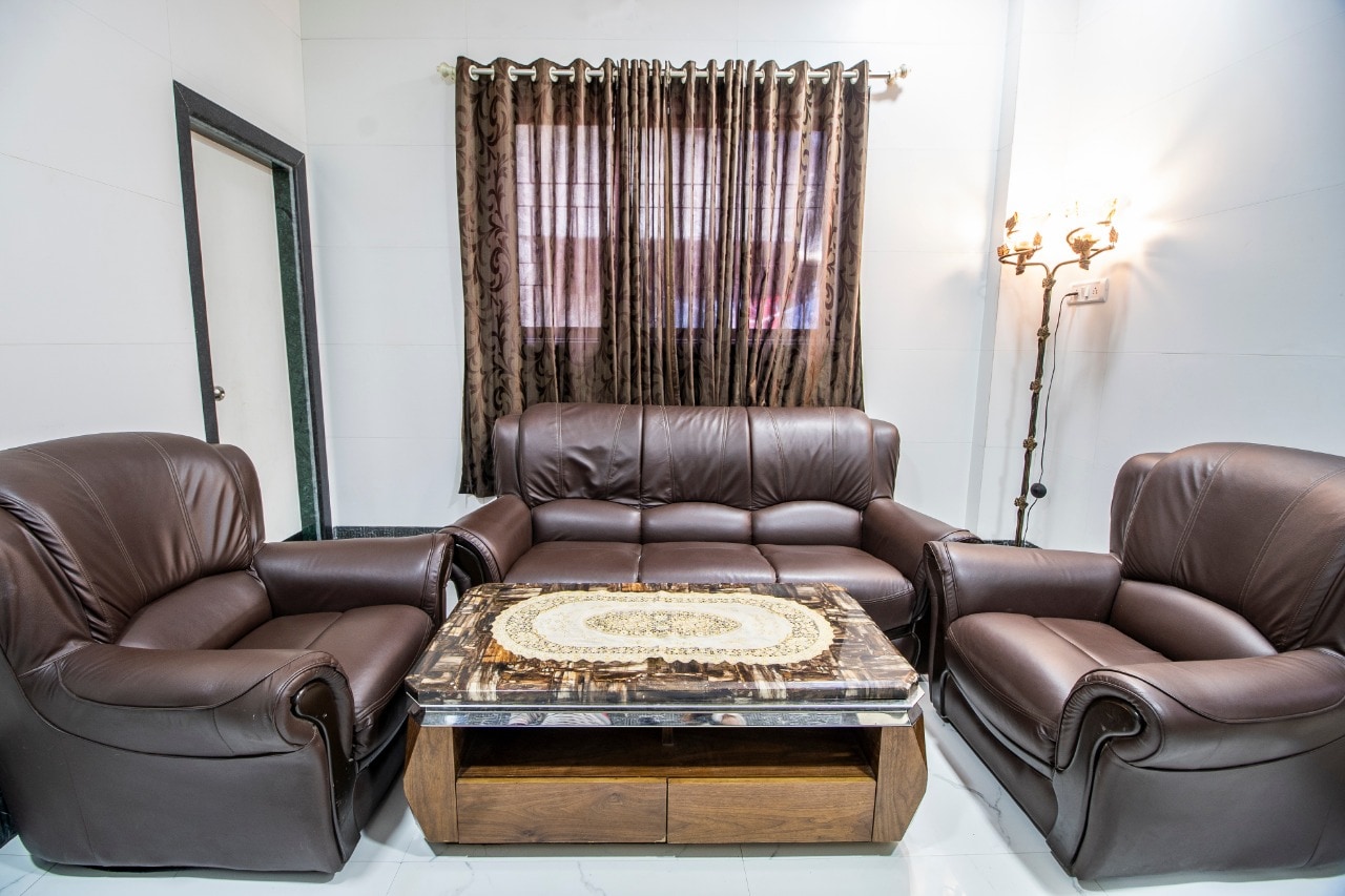 OSI 2 BHK Apartment Andheri East - Tap to explore photos