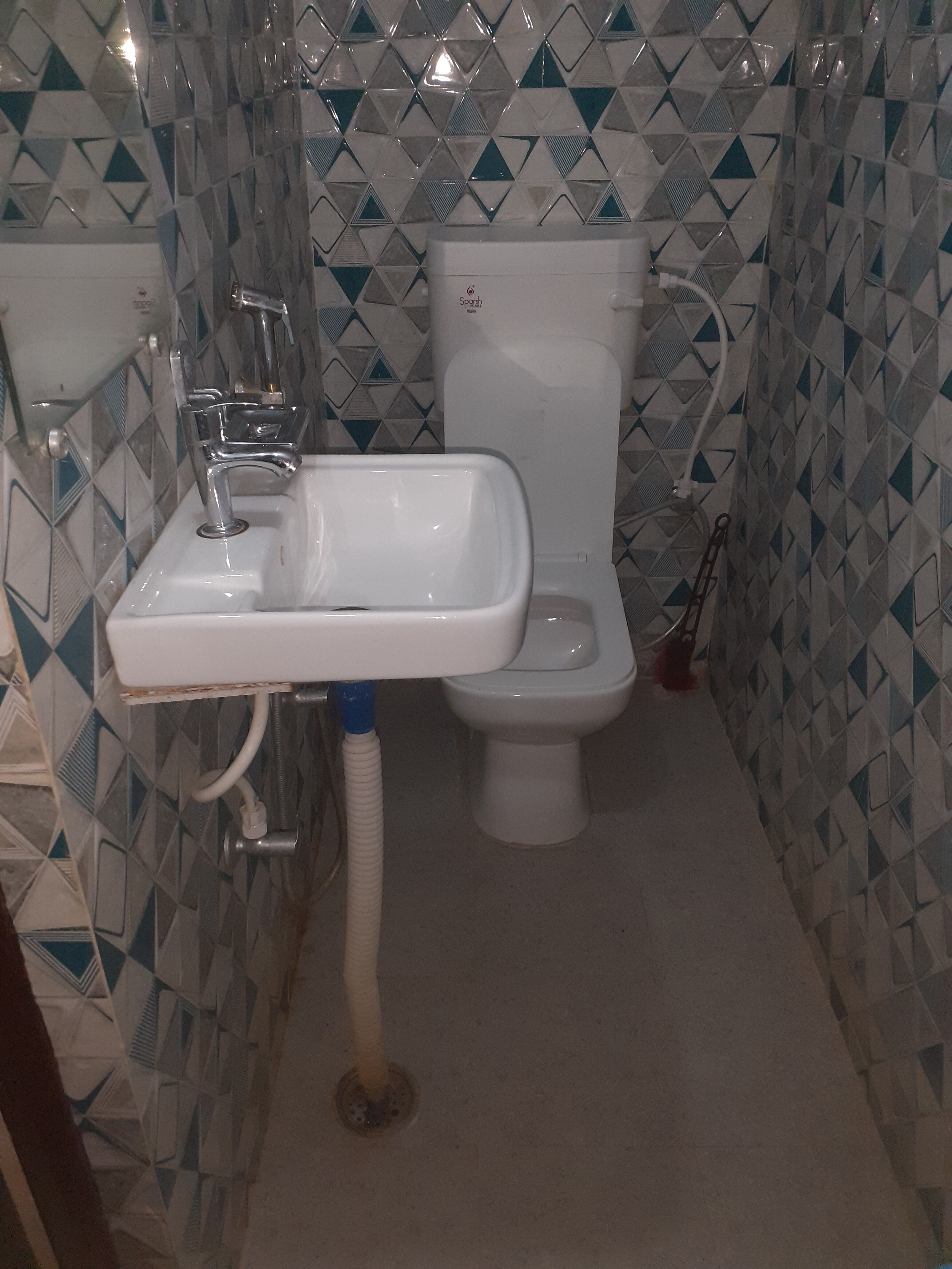 GD paying guest house sitakund ayodhya - Tap to explore photos