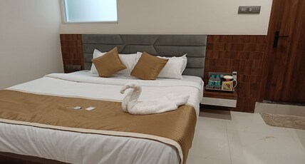 Marwadi Inn Room Type - DELUXE ROOM