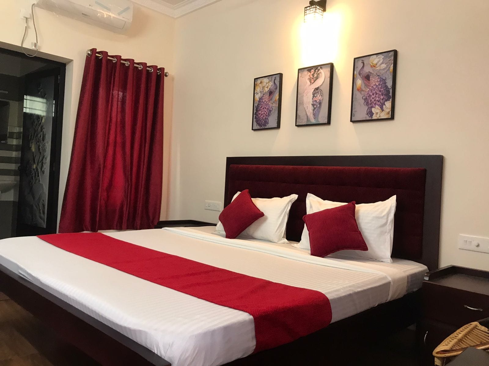 Kaleelil Residency Alleppey - Tap to explore photos
