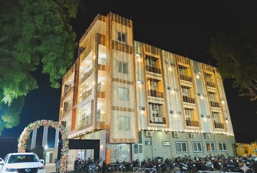 SHUBHAM HOTEL AND RESORT