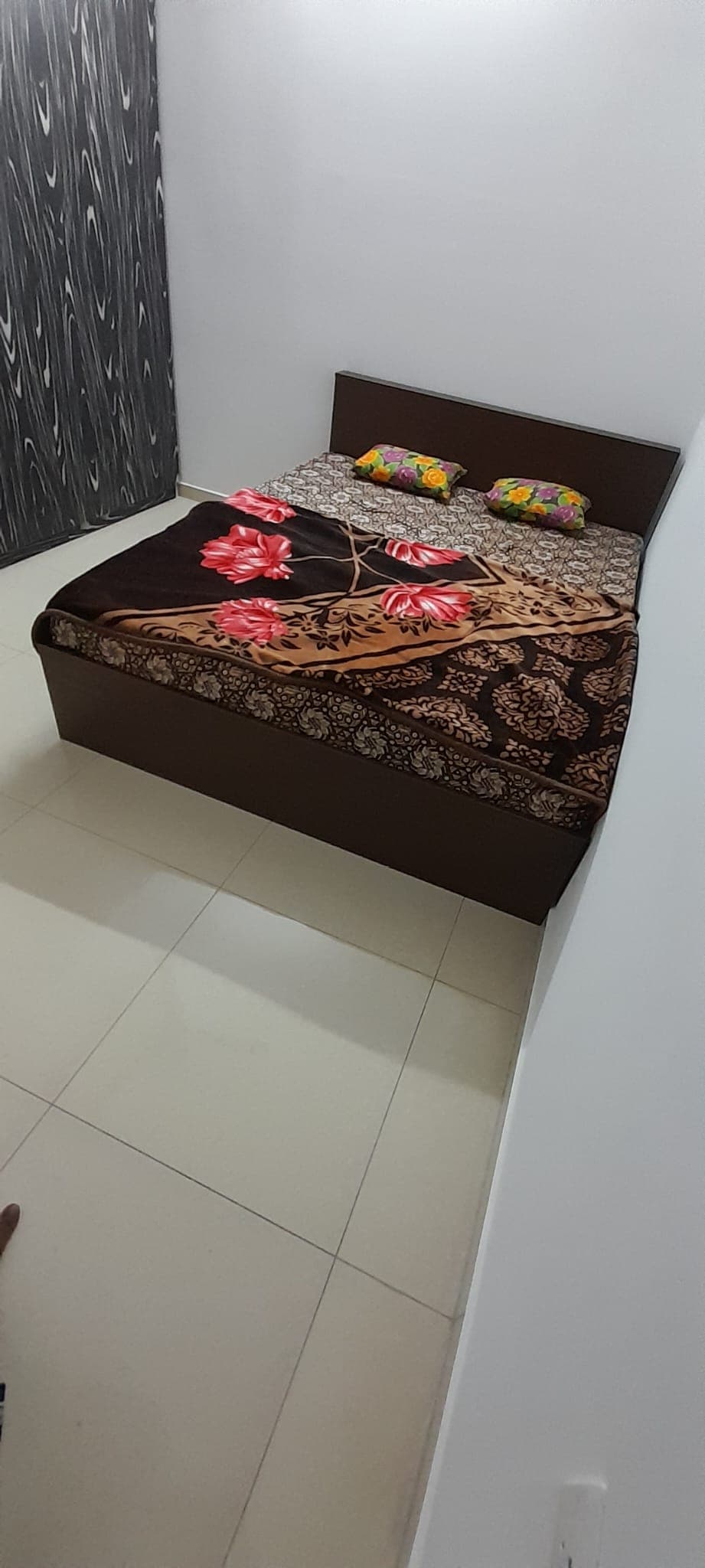 1BHK new flat available for daily rent basis - Tap to explore photos