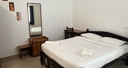 Hotel Continental Room Type - Double Room