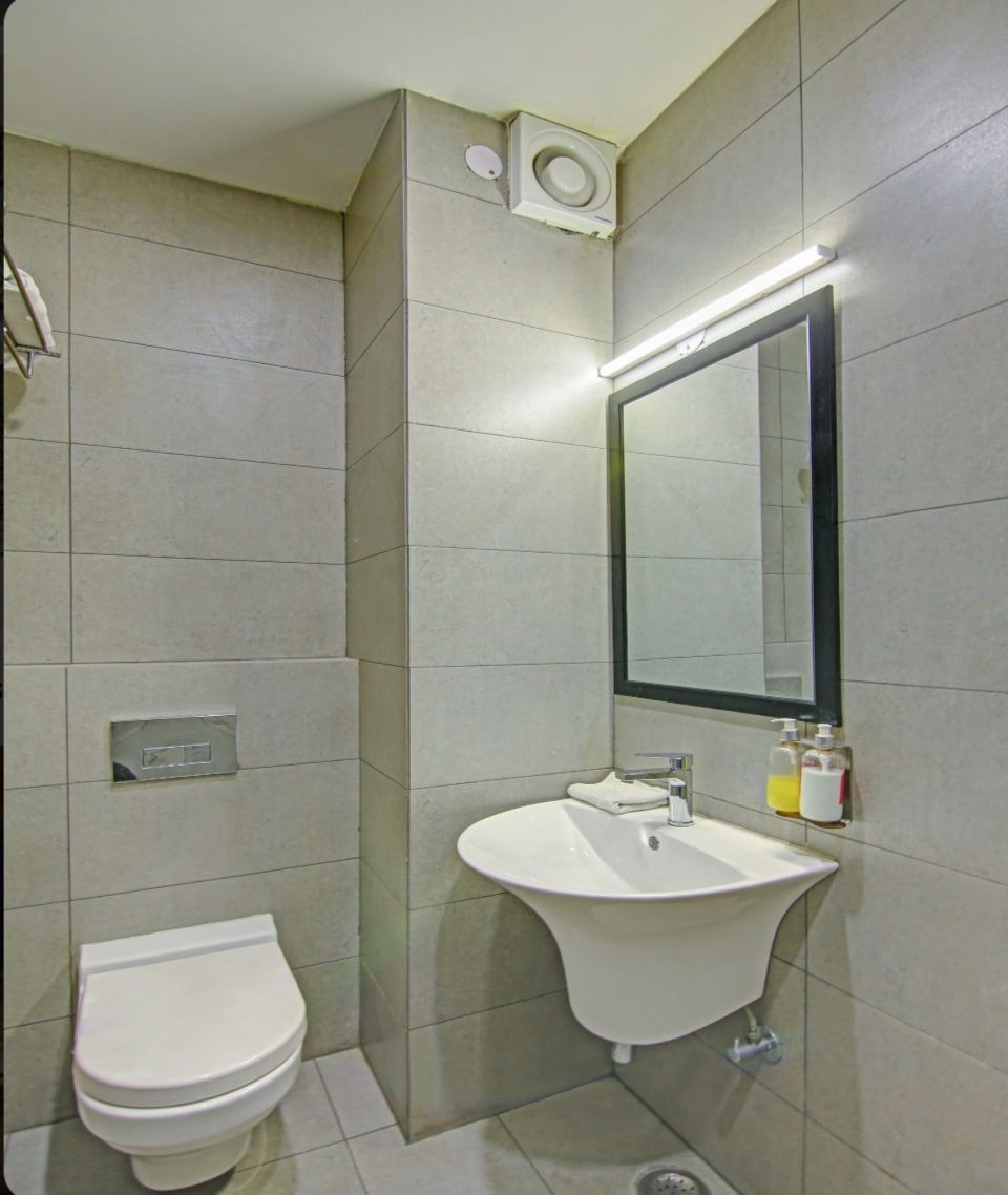HOTEL GRAND SILVER SPOON - Tap to explore photos