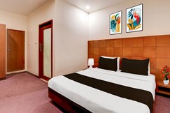 Rooms of Super Townhouse Oak Ramdaspeth Downtown