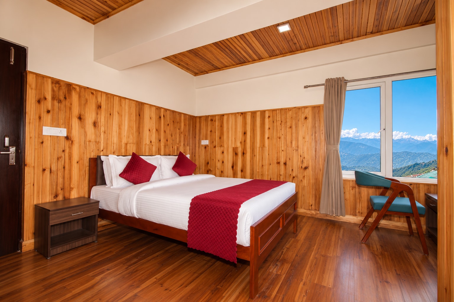 JAIN GROUP HOTEL PINK MOUNTAIN DARJEELING - Tap to explore photos