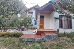 Silver Streak Cottage