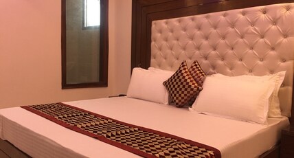 Hotel Silver Palm Room Type - Deluxe AC Rooms