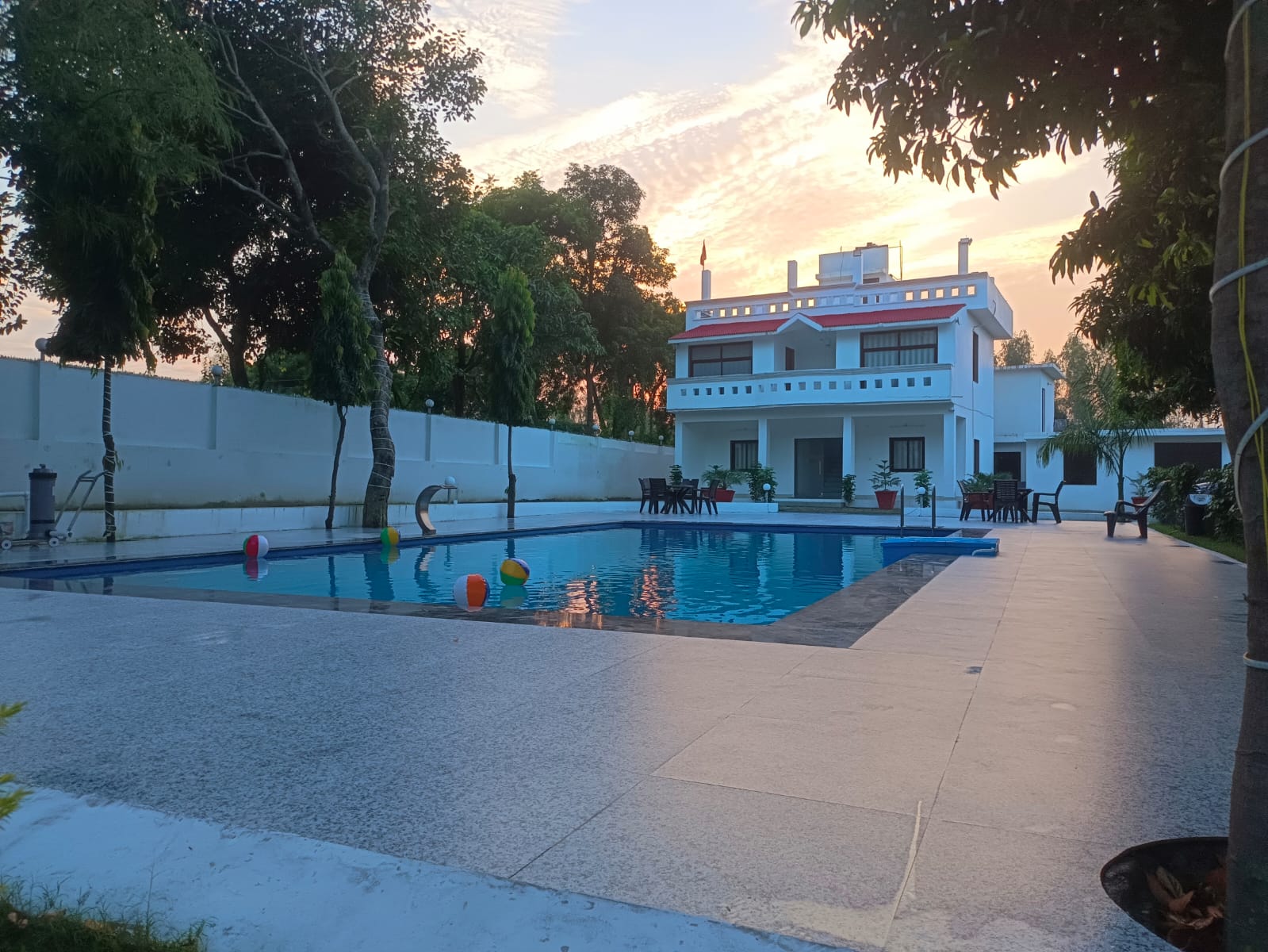 Paradise Gomti Pool - Tap to explore photos