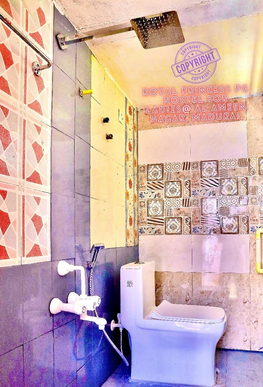 Royal Princess PG Hostel For Ladies - Tap to explore photos