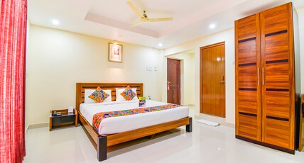 FabHotel Sri Krishna Residency - Nr. Chennai International Airport Room Type - Deluxe Room