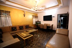 SANGLEELA BNB (Opp NSP Pitampura)