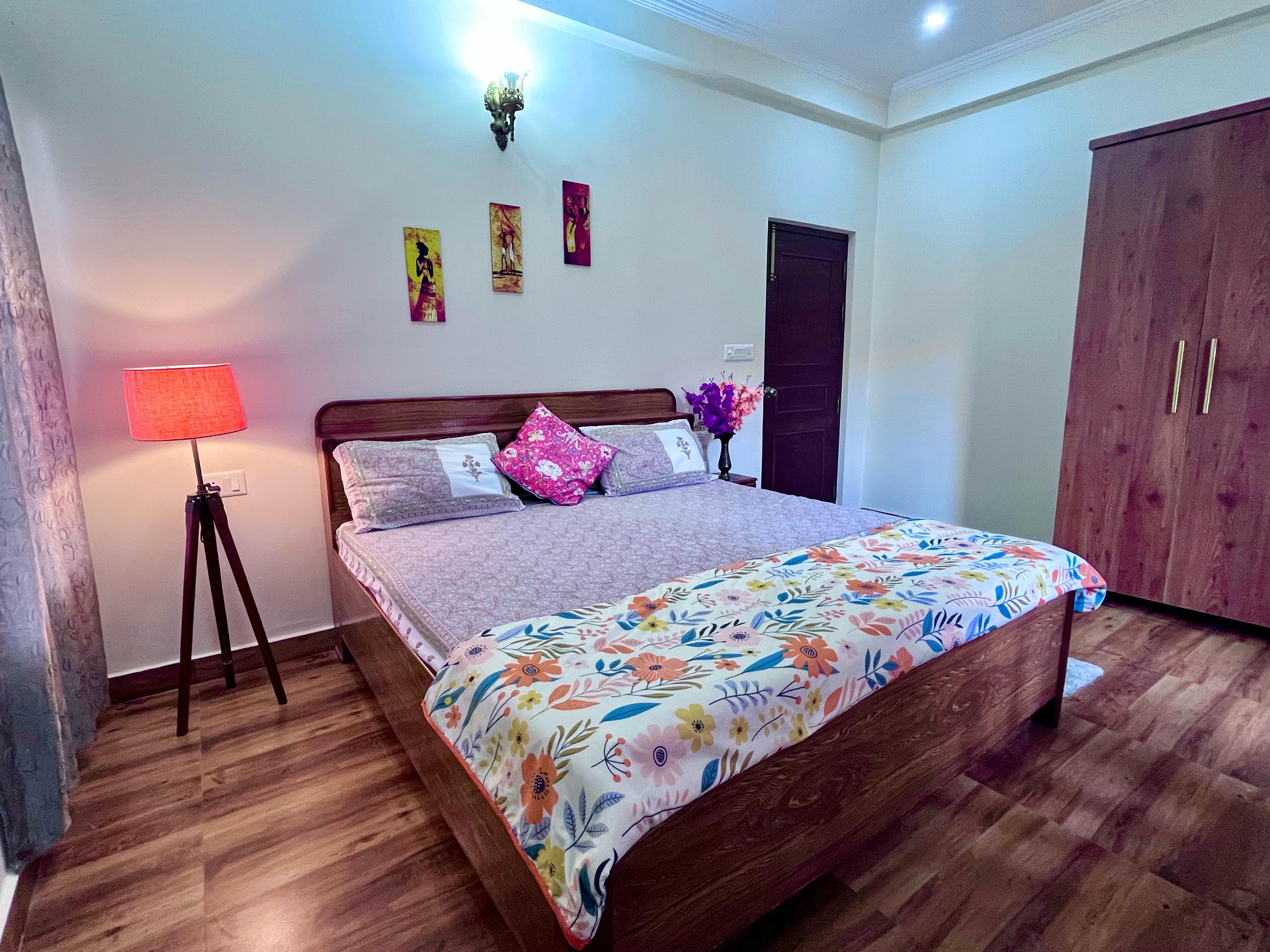 Mountain View luxury getaway - 2BHK | Hyanki Villa - Tap to explore photos