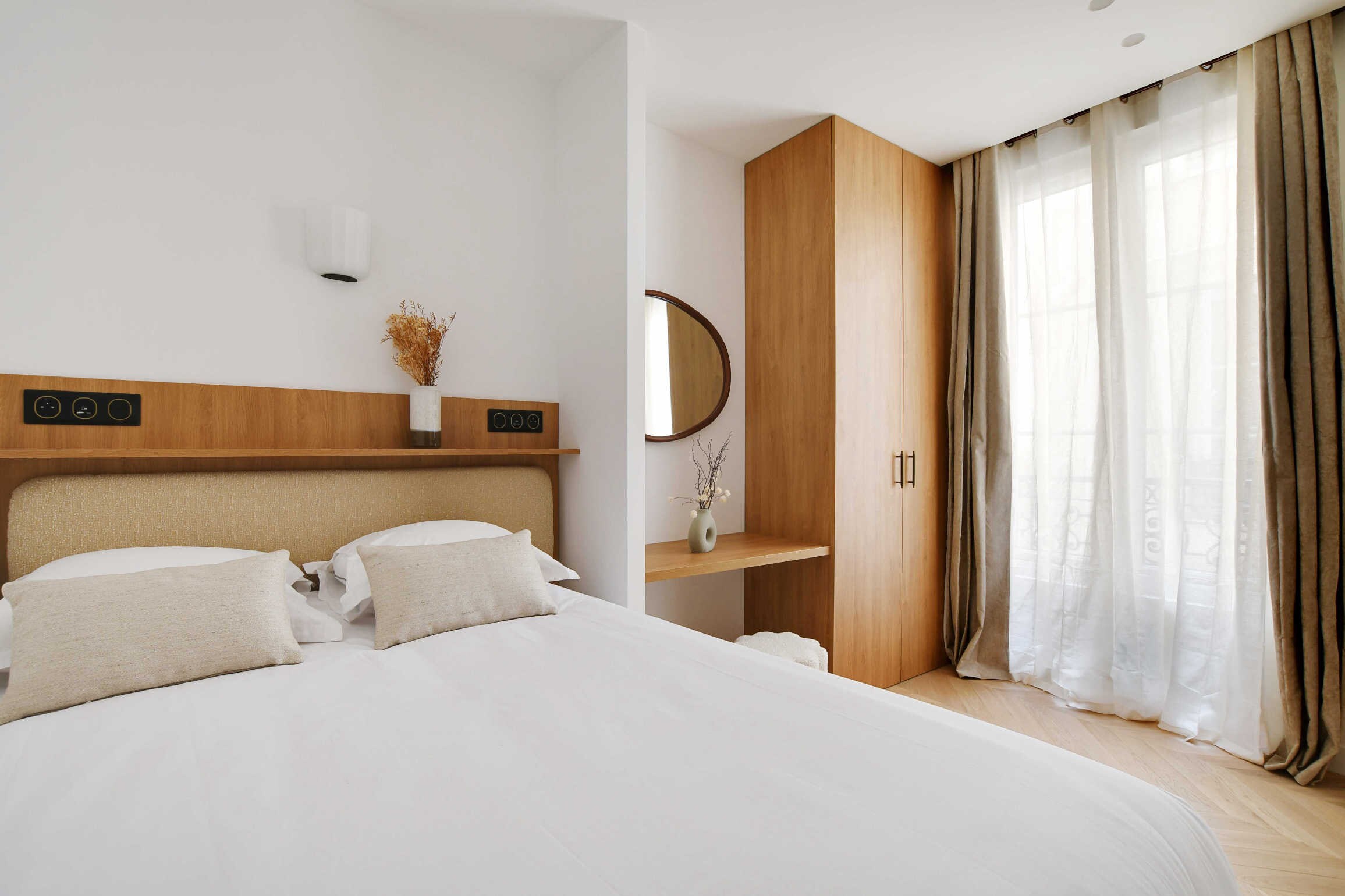 Modern Apartment - 3BR-6P - Montorgueil - Tap to explore photos