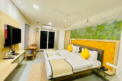 Hotel Lake View Near Airport Zone