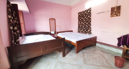 MAHABIR GUEST HOUSE Room Type - Non AC DOUBLE BEDROOM