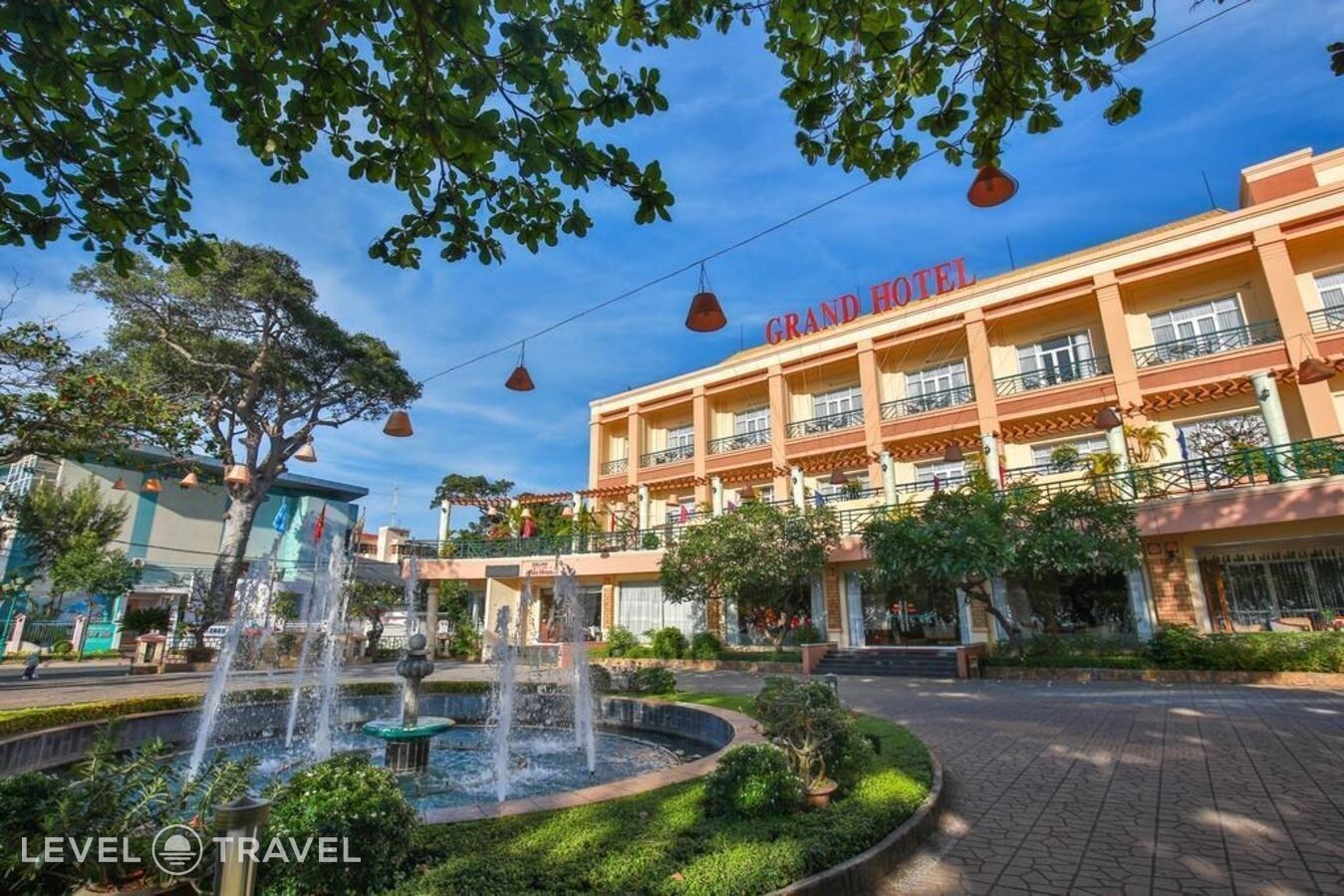 Grand Hotel Vung Tau - Tap to explore photos