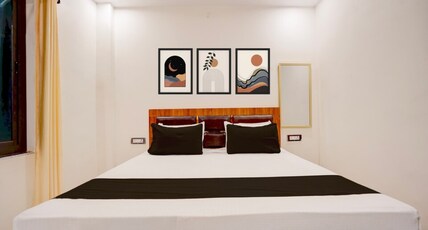 Hotel awadh stay inn Room Type - Bedroom 3