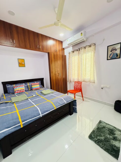 Charter Stays - Spacious 1BHK Apartment in Kondapur Near AIG Hospital - Tap to explore photos
