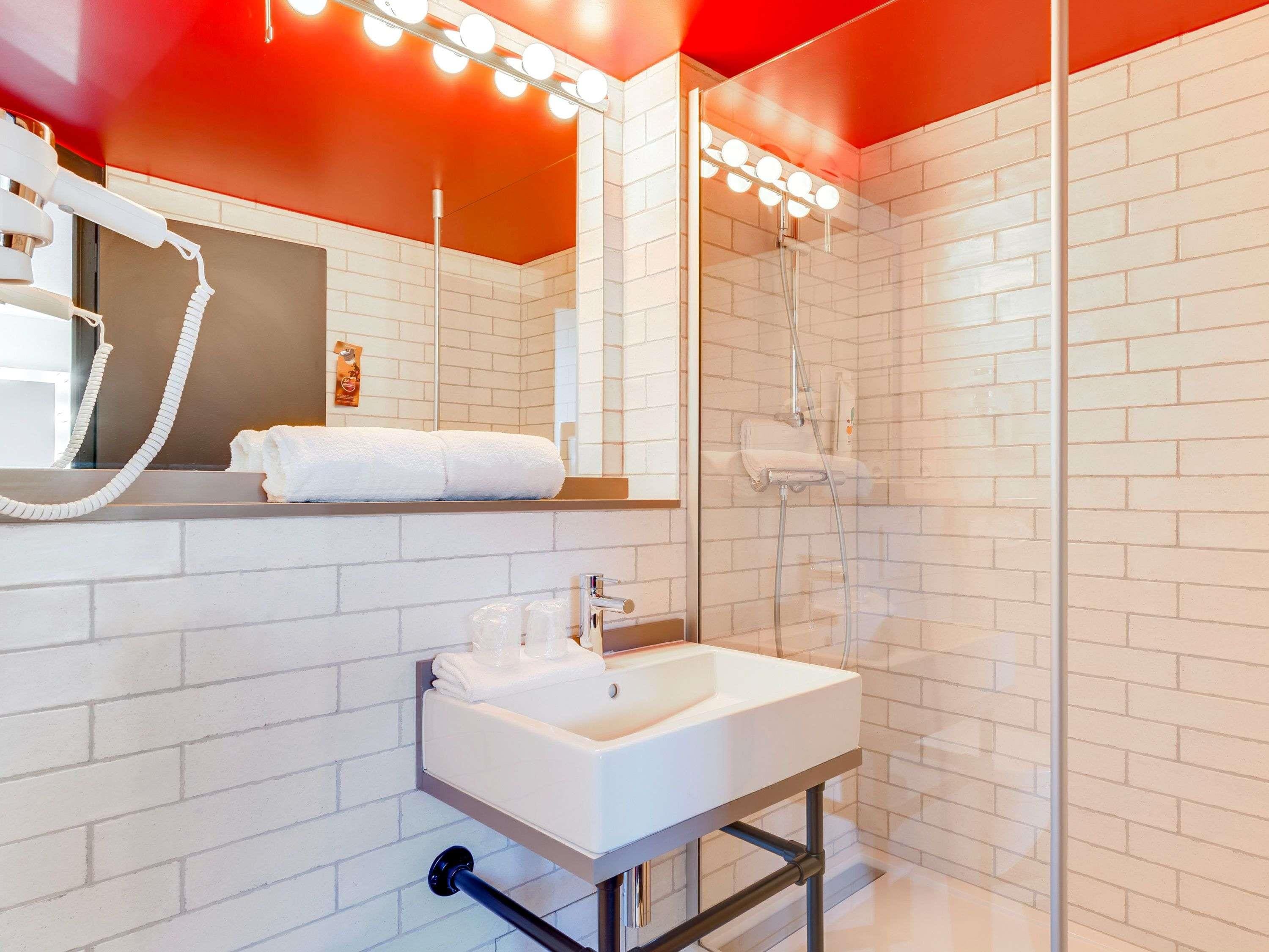 ibis Styles Paris Saint Denis Plaine - Tap to explore photos